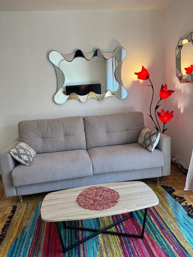 Marseille, Bel Et Spacieux De 60m² Appartement
